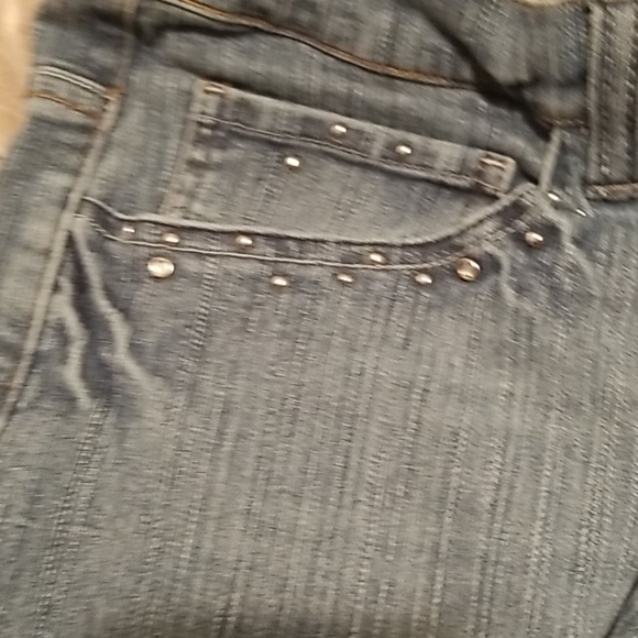 Jeans - Picture 3 of 4